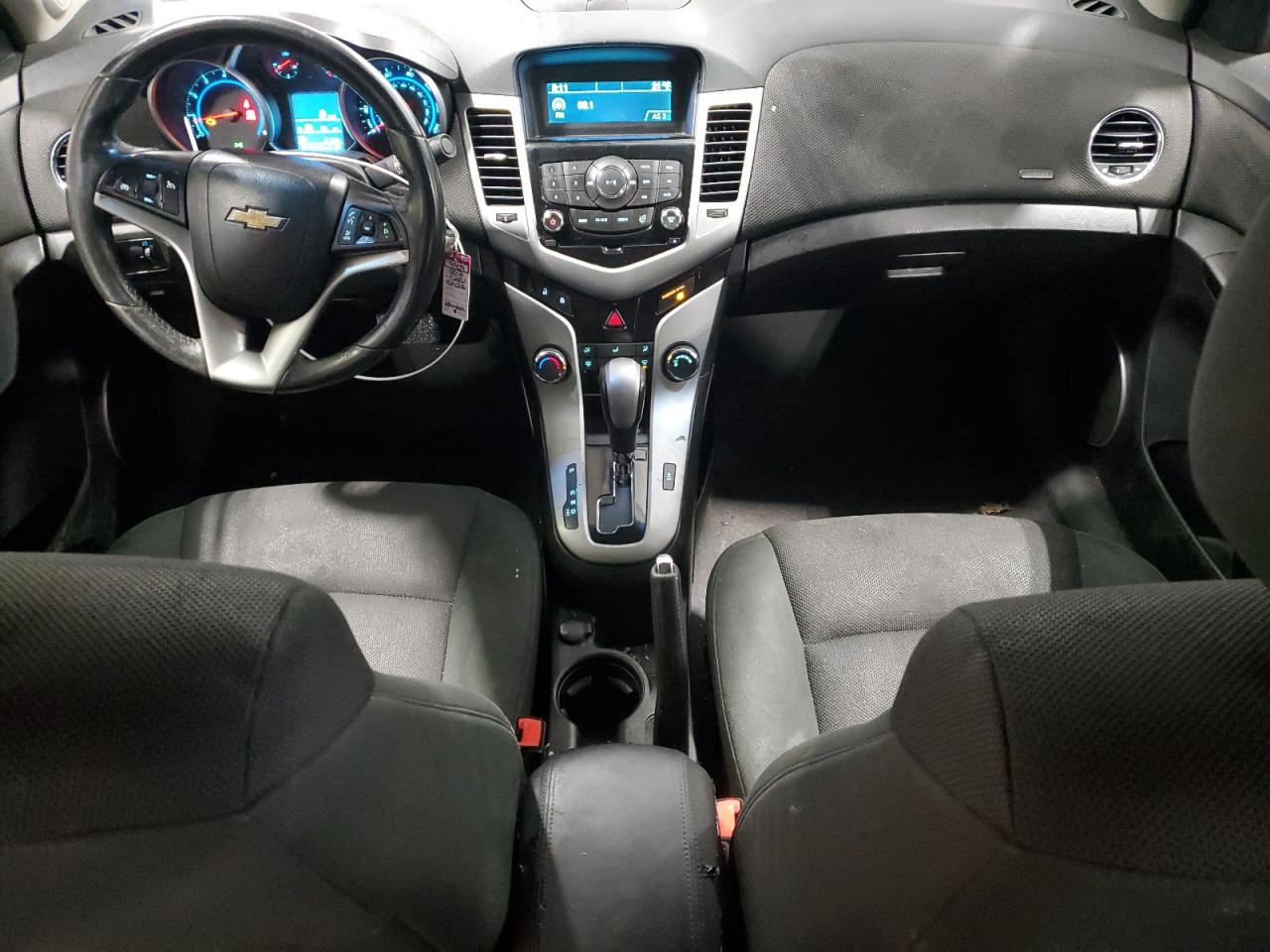 2012 Chevrolet Cruze - Image 8