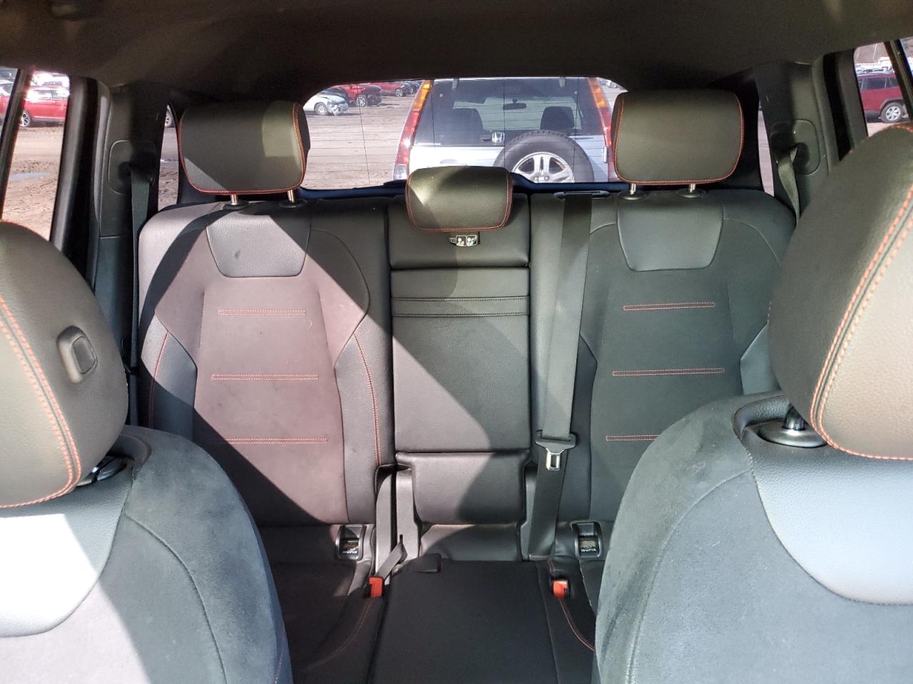 2020 Mercedes-Benz GLB - Image 10