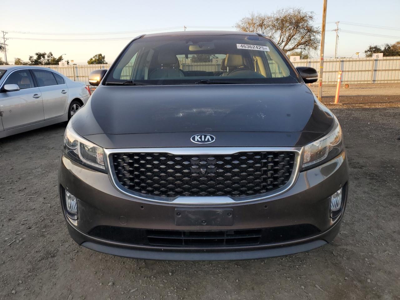 2016 Kia Sedona - Image 5