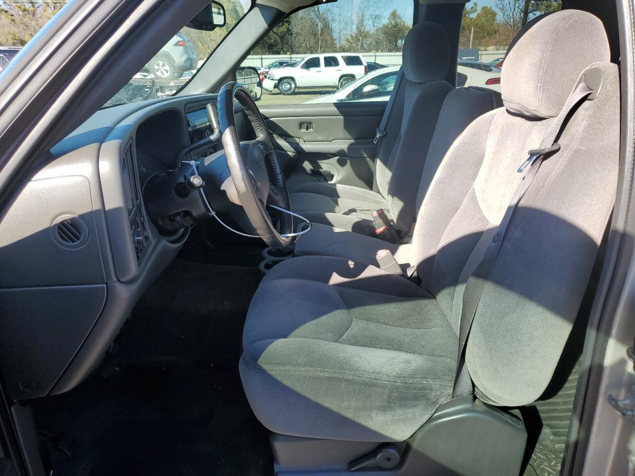 2006 GMC Sierra - Image 7