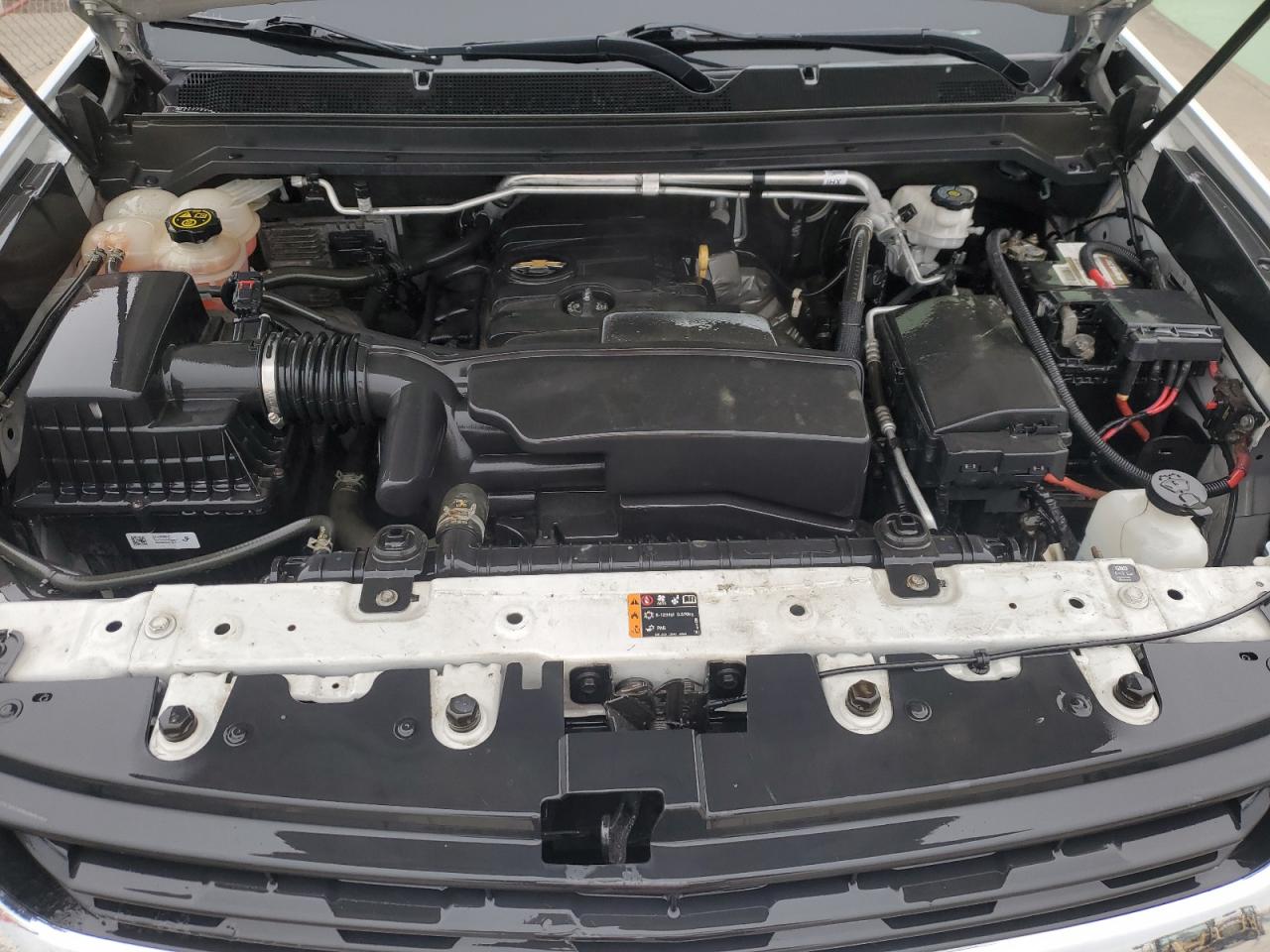 2019 Chevrolet Colorado - Image 11