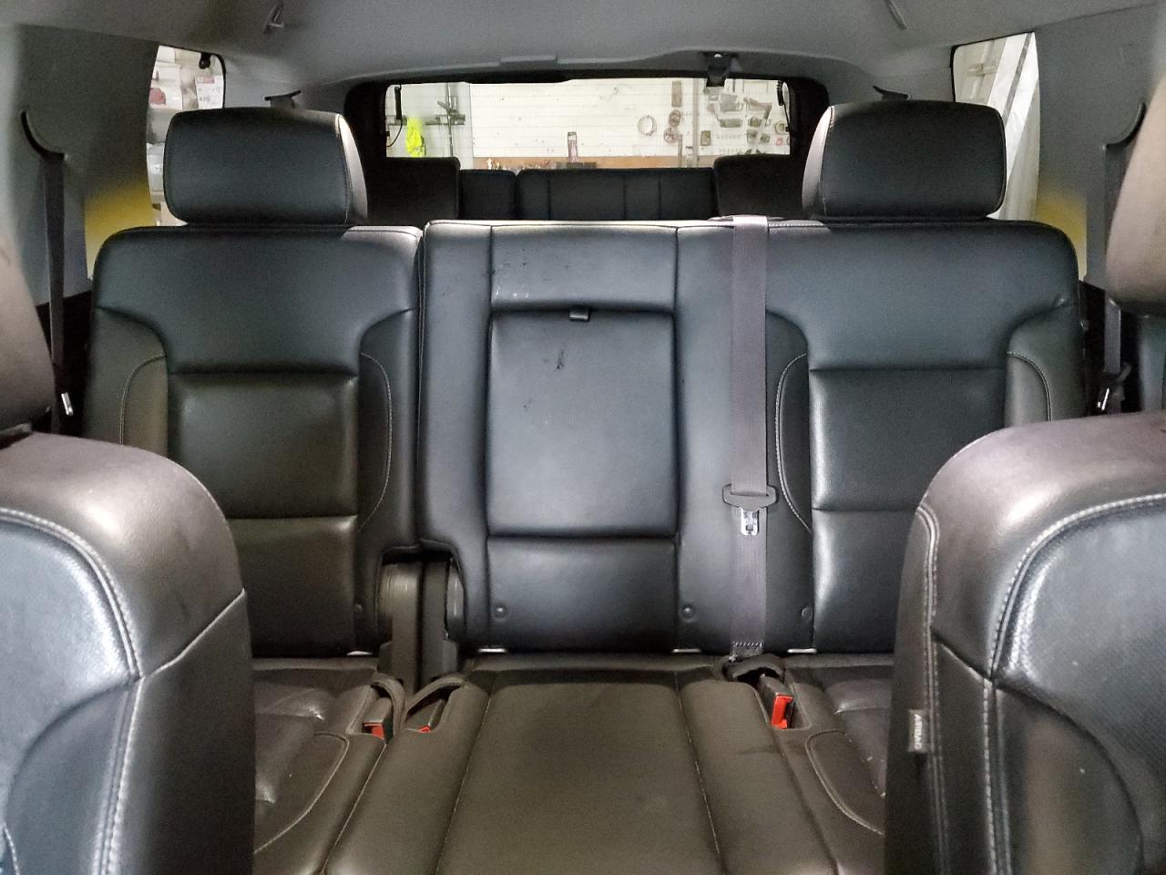 2017 GMC Yukon - Image 10
