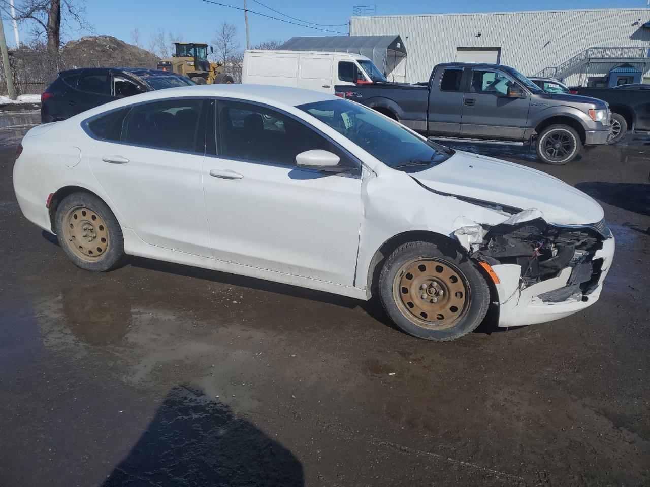 2015 Chrysler 200 - Image 4
