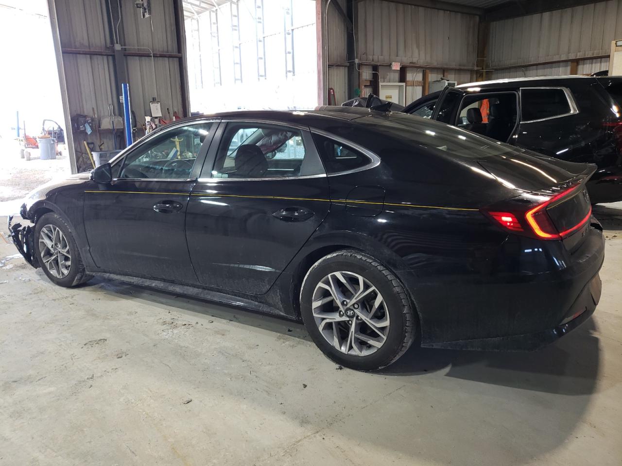 2022 Hyundai Sonata - Image 2