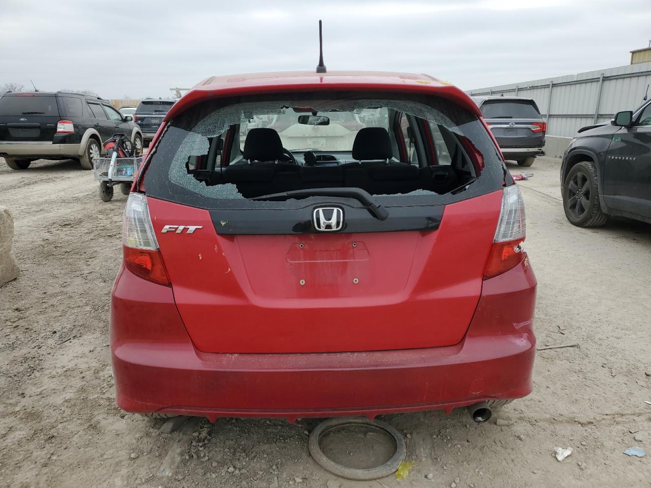2010 Honda Fit - Image 6