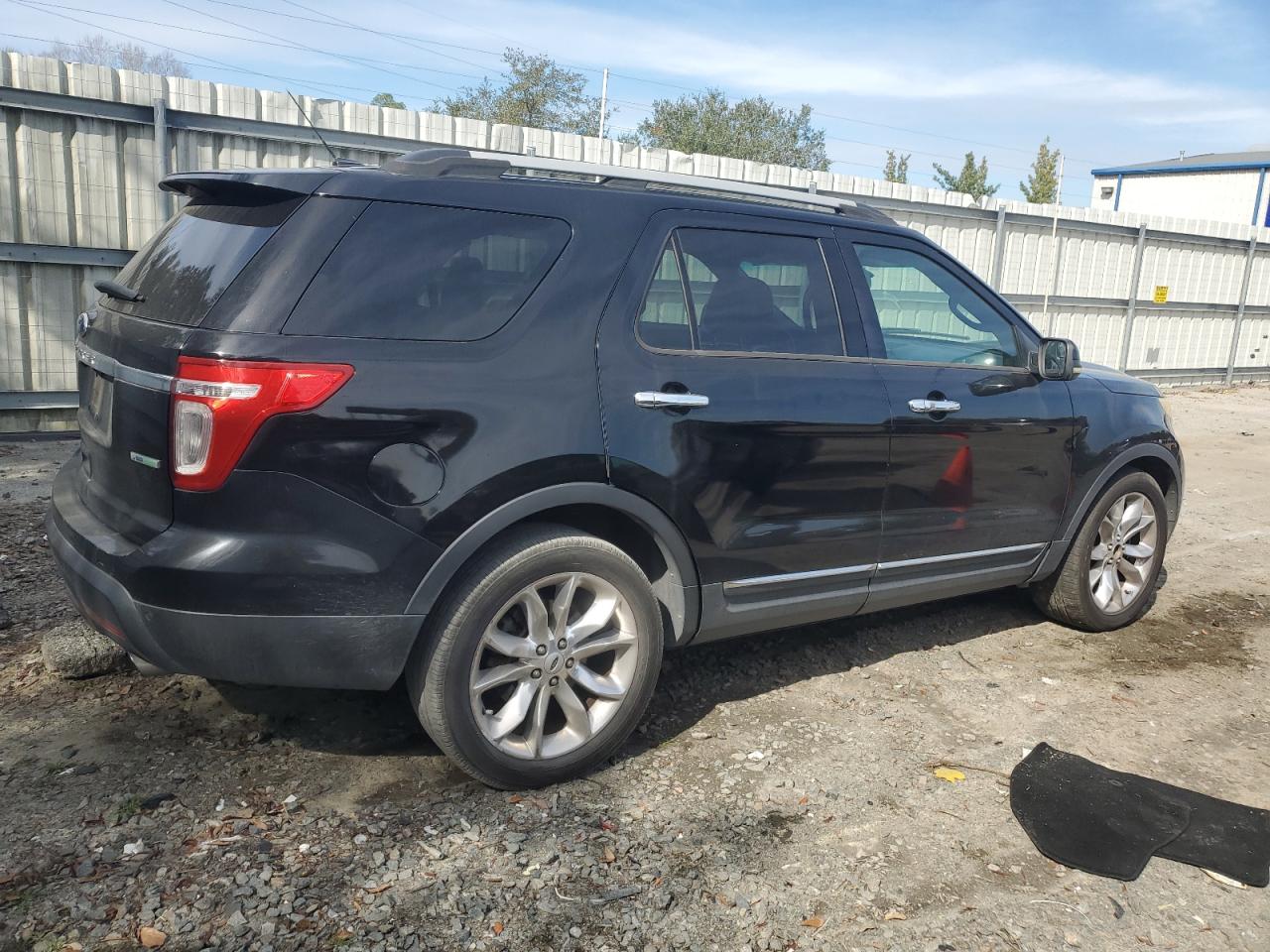 2012 Ford Explorer - Image 3