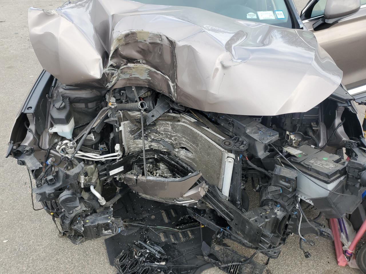 2019 Hyundai Santa Fe - Image 13