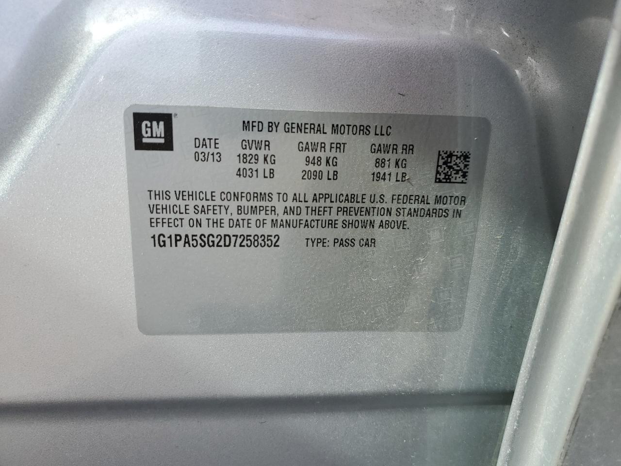 2013 Chevrolet Cruze - Image 12