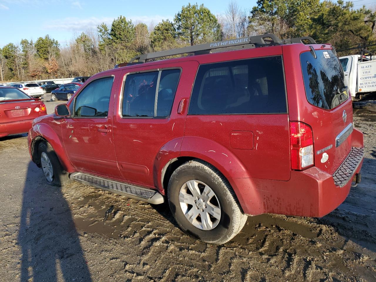 2006 Nissan Pathfinder - Image 2