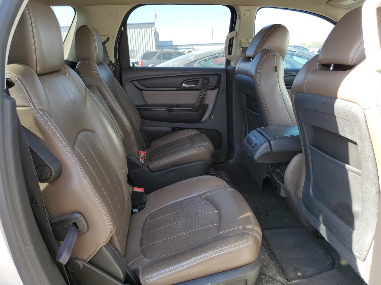 2014 GMC Acadia - Image 11