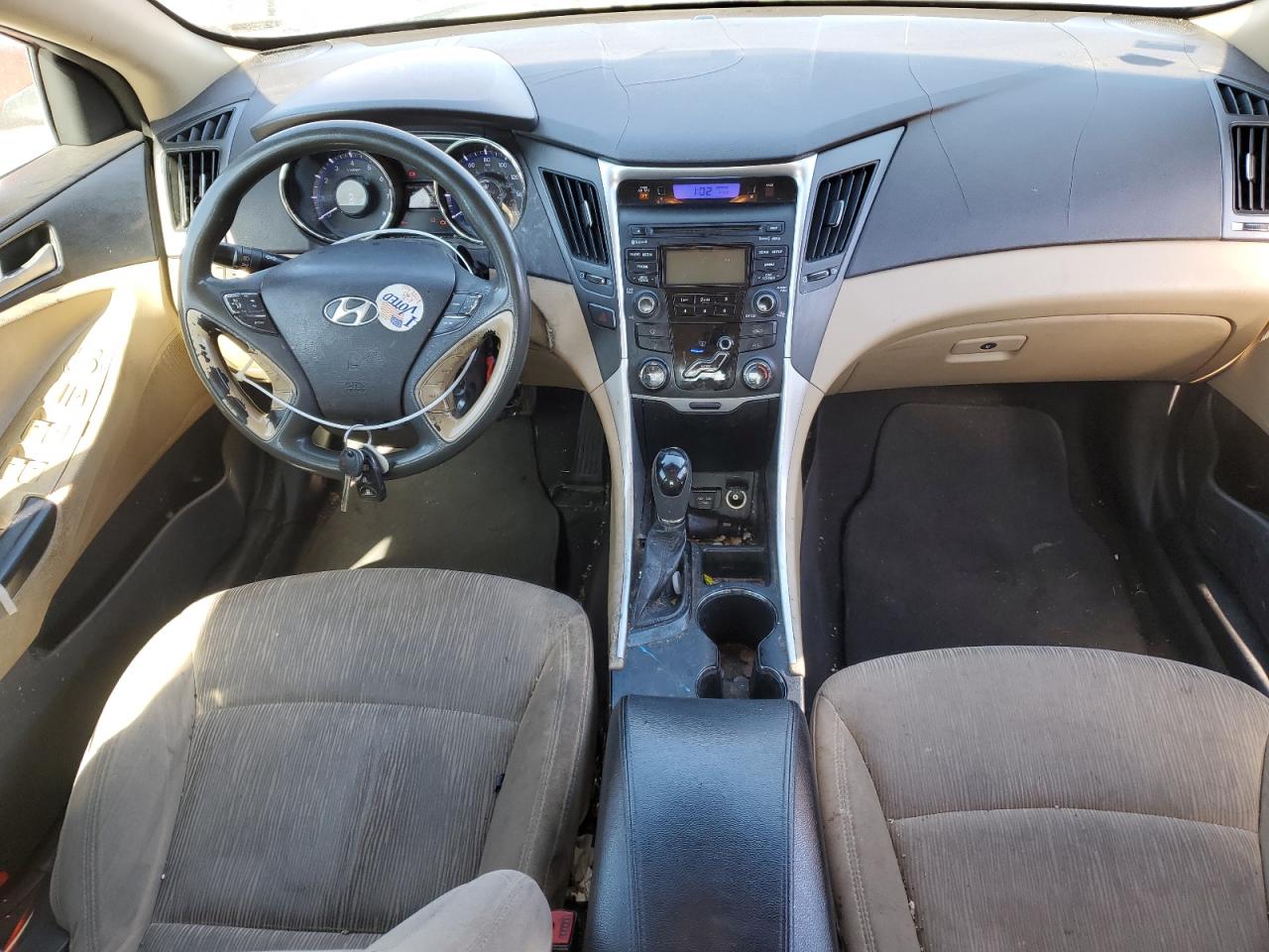 2012 Hyundai Sonata - Image 8