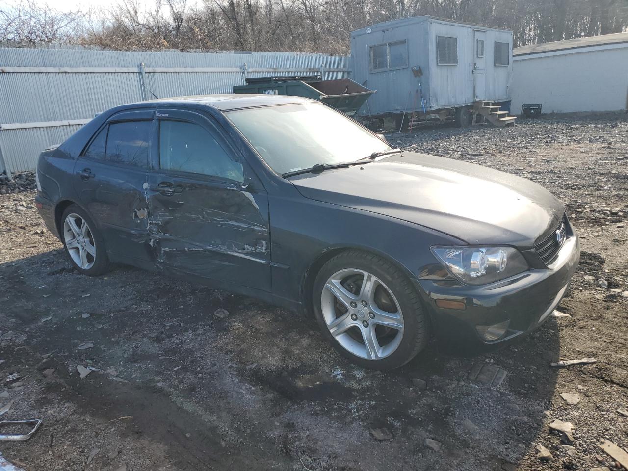 2005 Lexus IS - Image 4