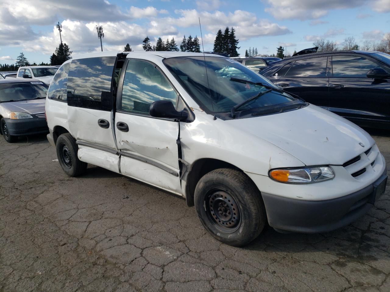 1997 Dodge Caravan - Image 4