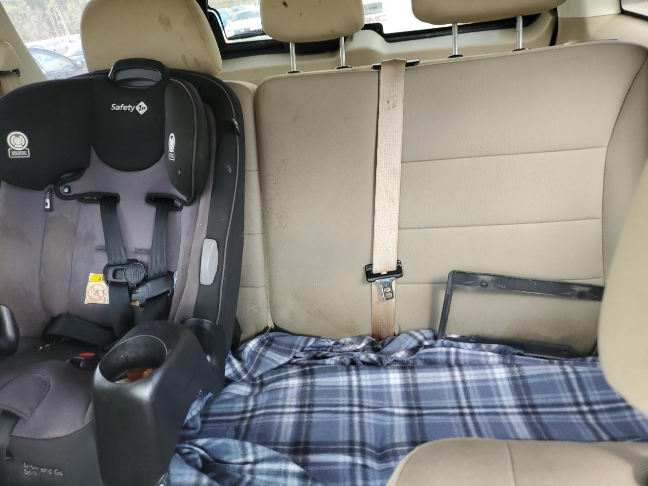 2012 Ford Escape - Image 10