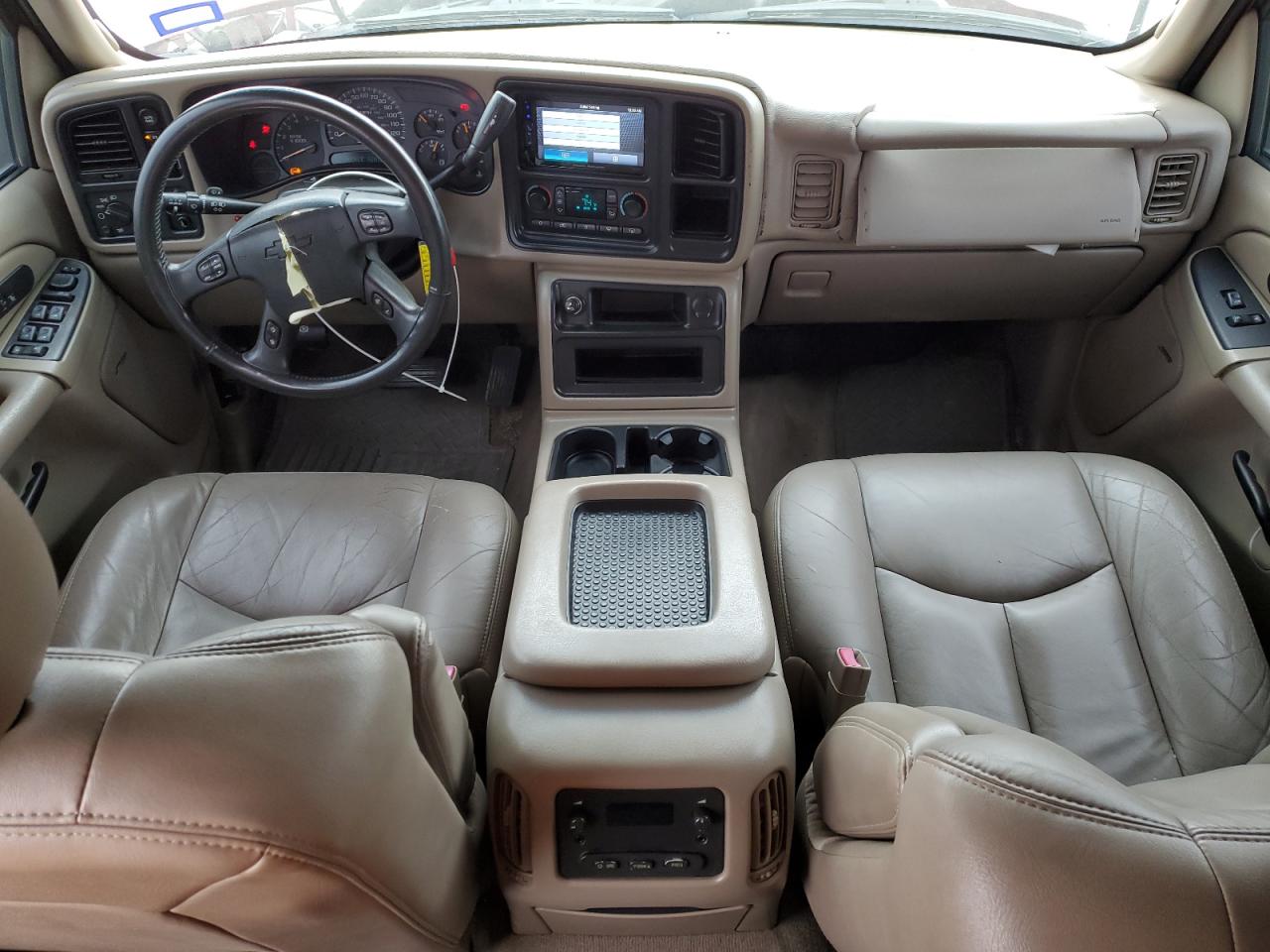 2004 Chevrolet Silverado - Image 8