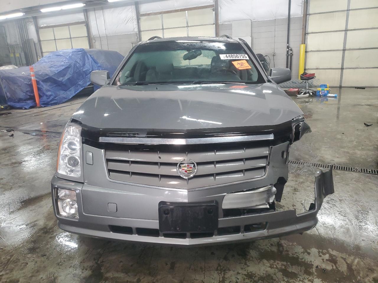 2004 Cadillac SRX - Image 5