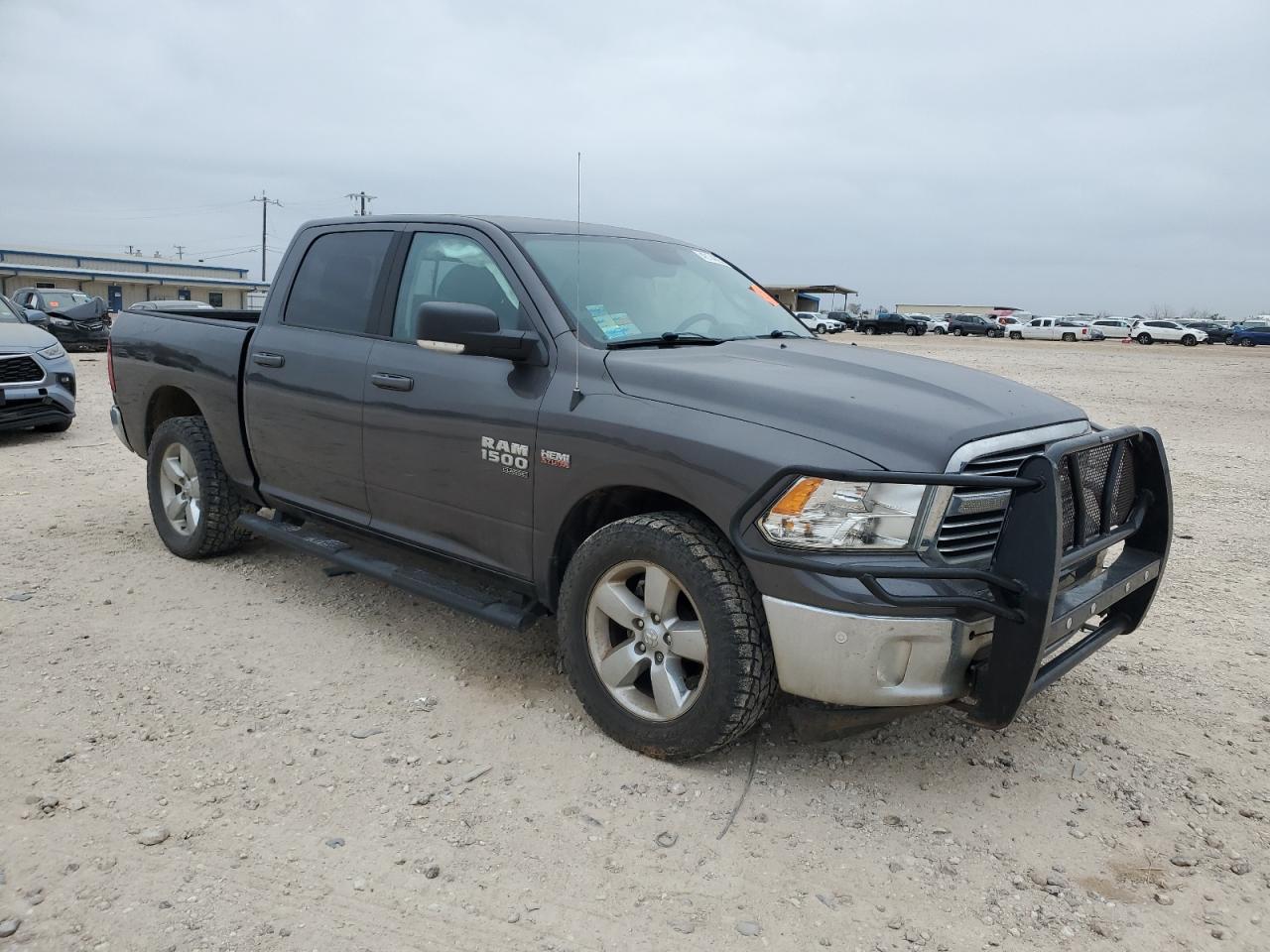 2019 RAM 1500 - Image 4