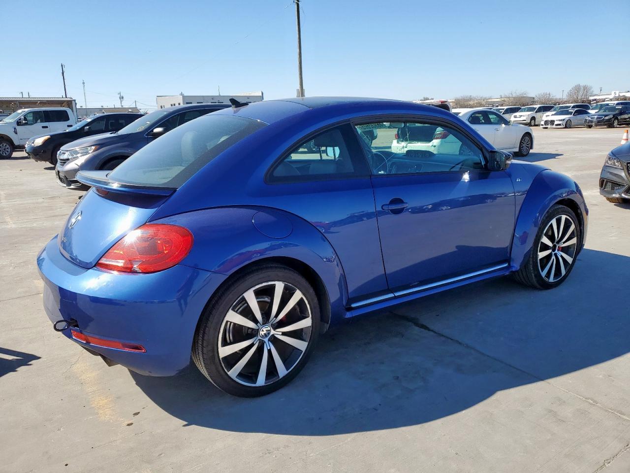 2014 Volkswagen Beetle - Image 3