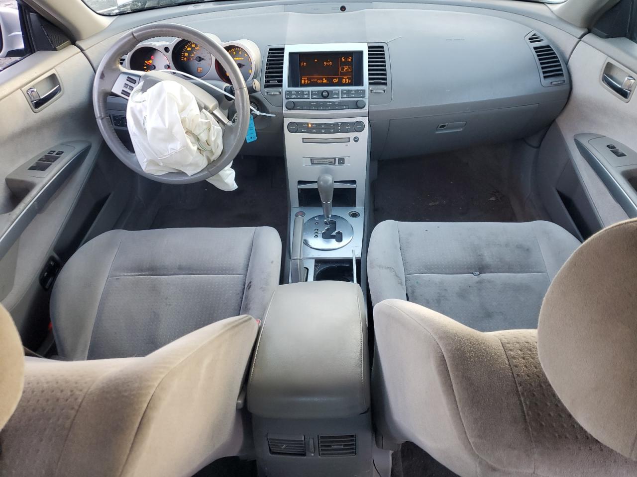 2005 Nissan Maxima - Image 8