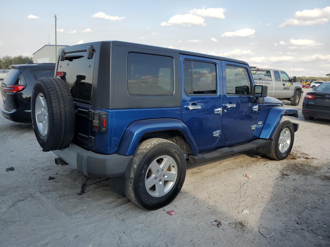 2010 Jeep Wrangler - Image 3