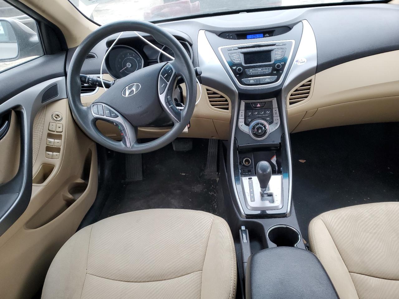 2013 Hyundai Elantra - Image 8