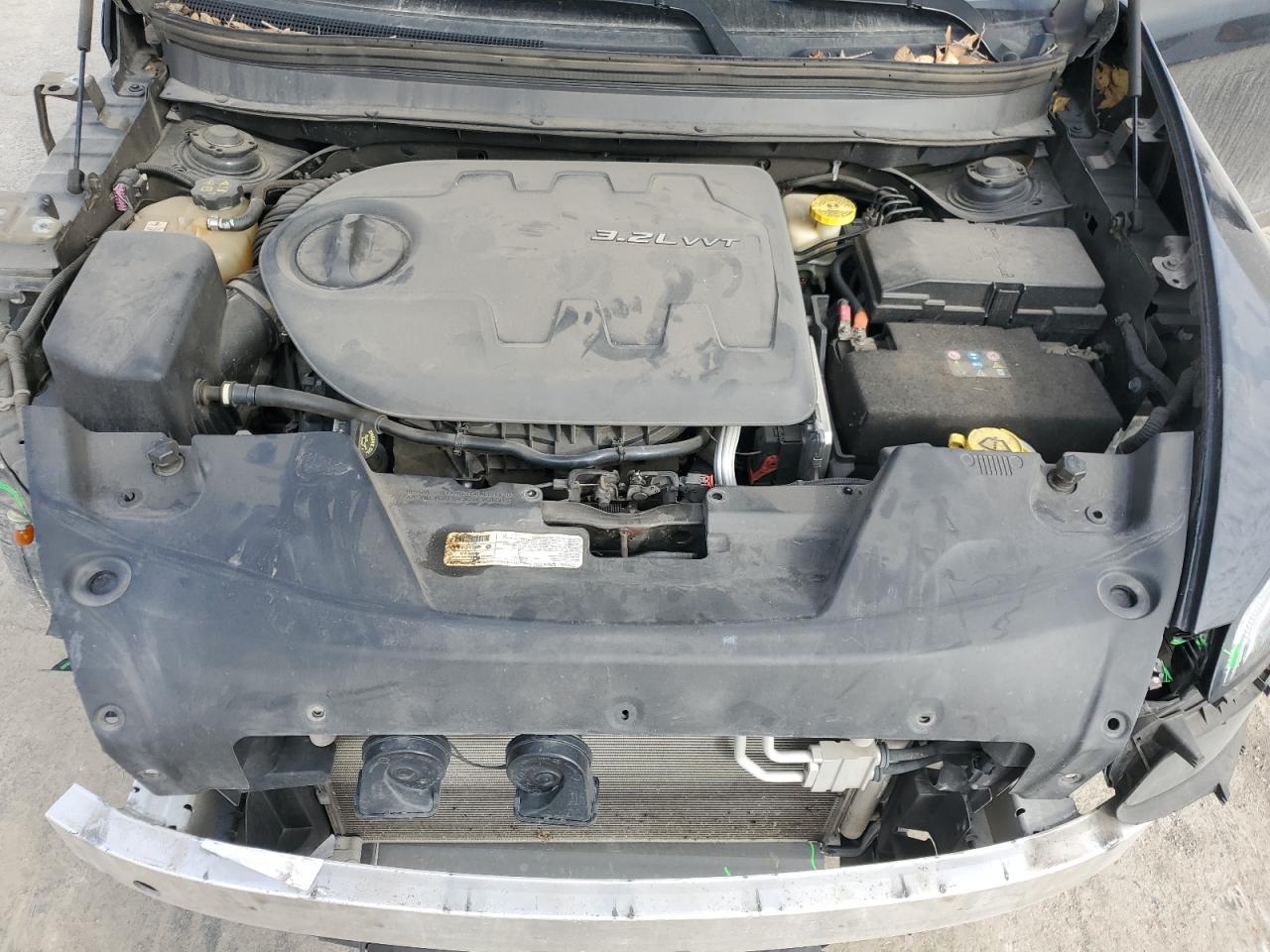 2014 Jeep Grand Cherokee - Image 12