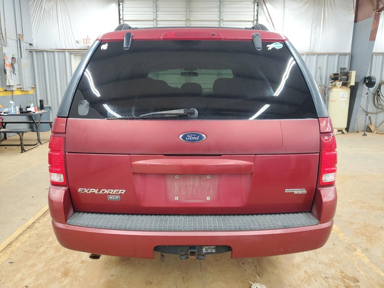 2005 Ford Explorer - Image 6