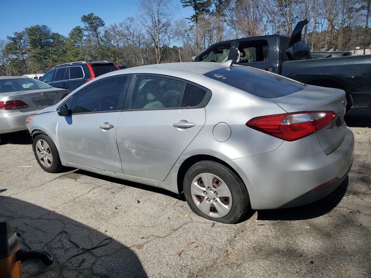 2015 Kia Forte - Image 2
