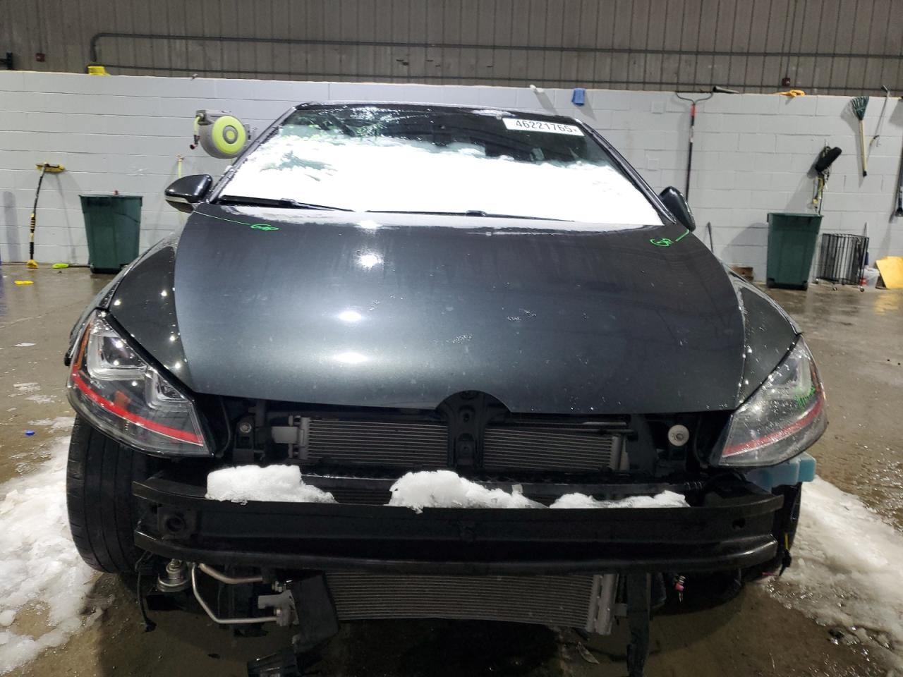 2017 Volkswagen GTI - Image 5