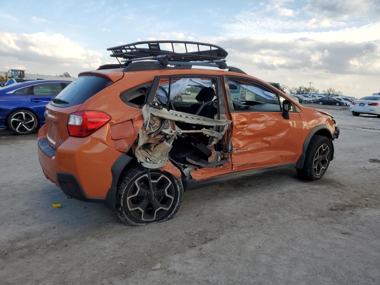 2014 Subaru XV - Image 3
