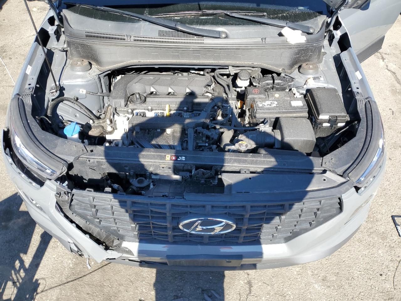2022 Hyundai Venue - Image 12