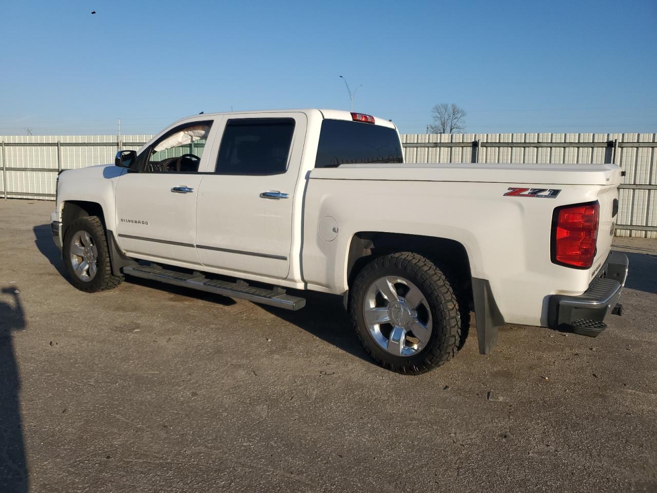 2014 Chevrolet Silverado - Image 2