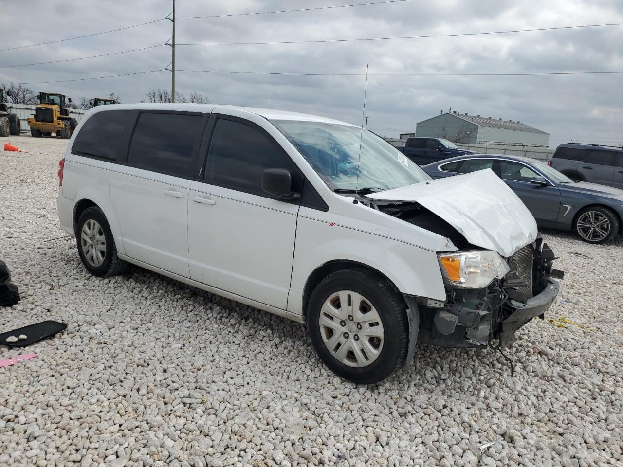 2018 Dodge Caravan - Image 4