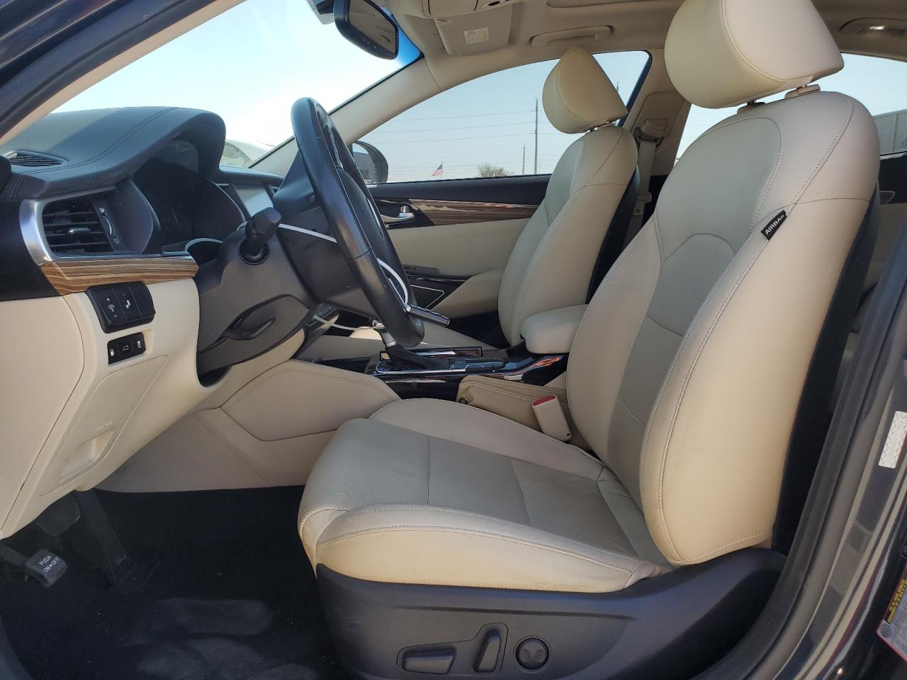 2017 Kia Cadenza - Image 7