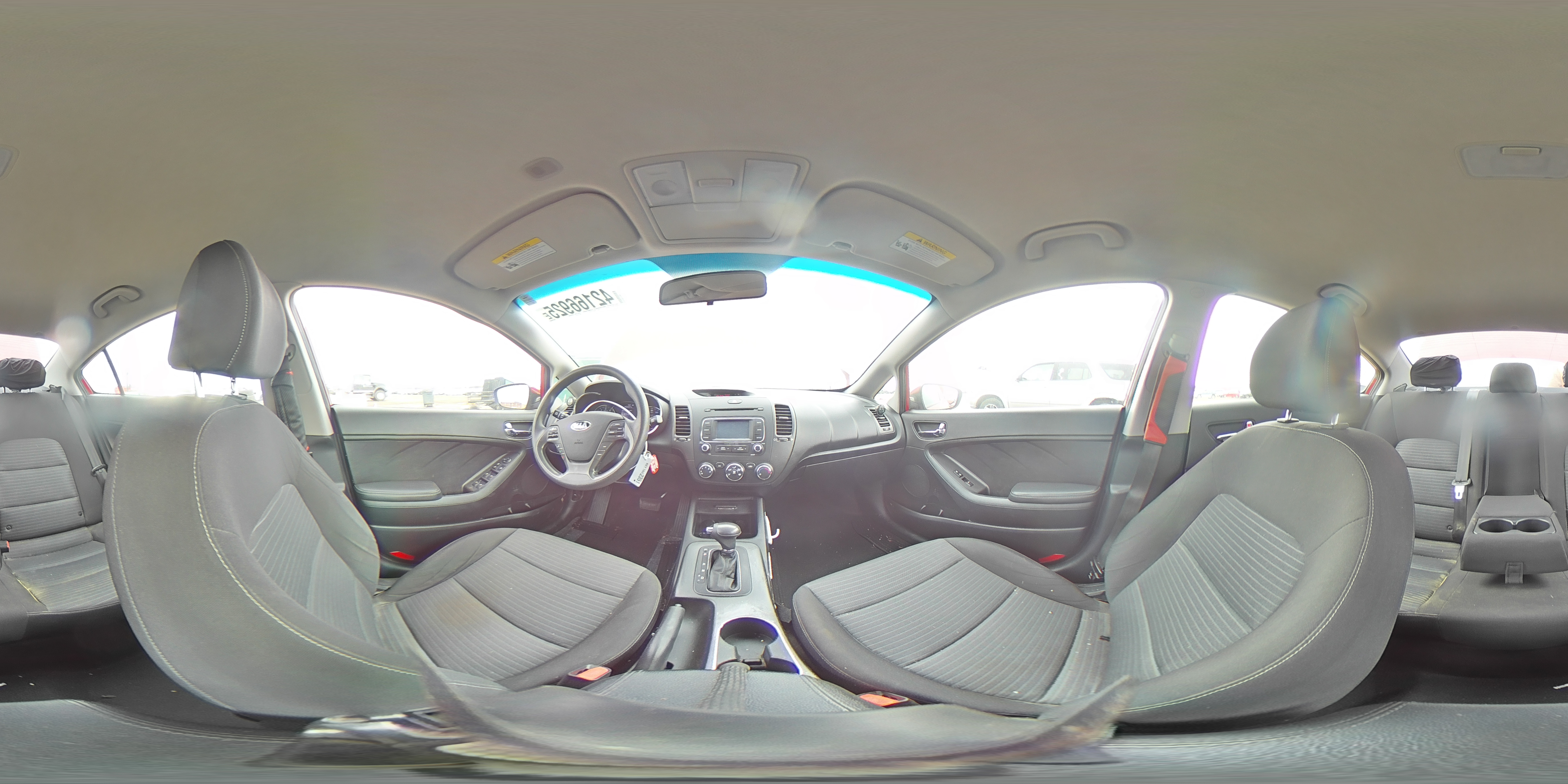 2016 Kia Forte - Image 12