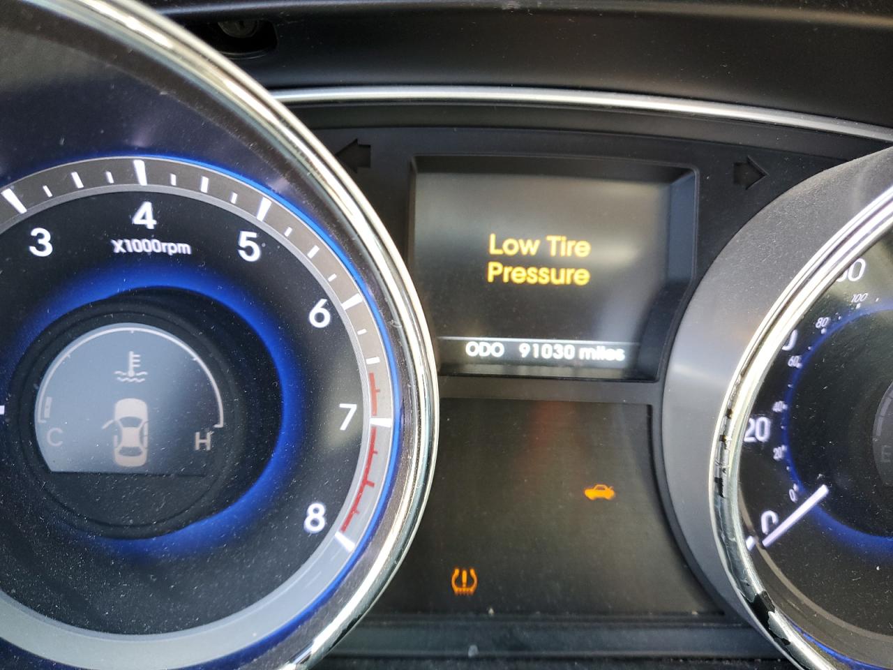 2014 Hyundai Sonata - Image 9