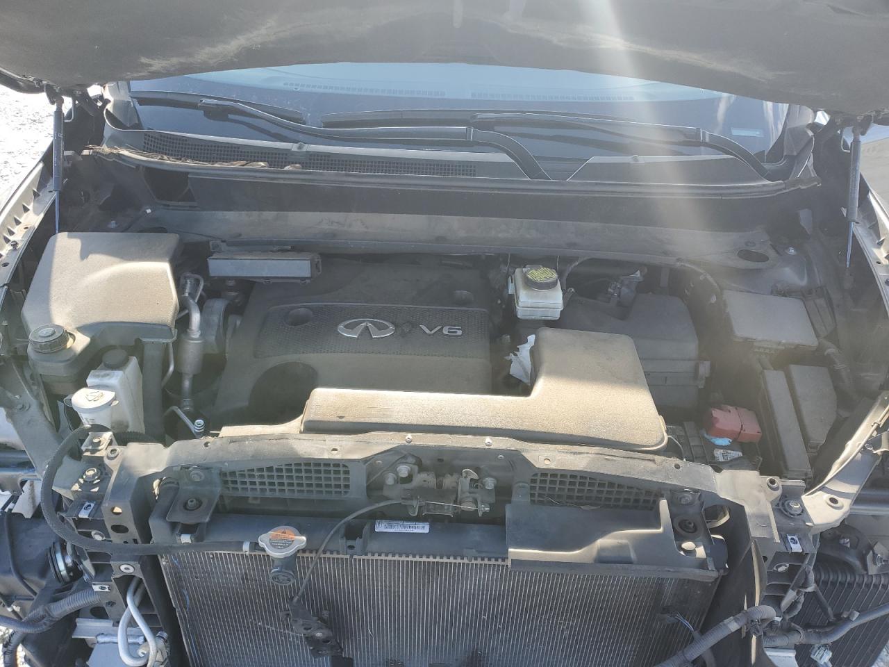 2016 Infiniti QX60 - Image 12