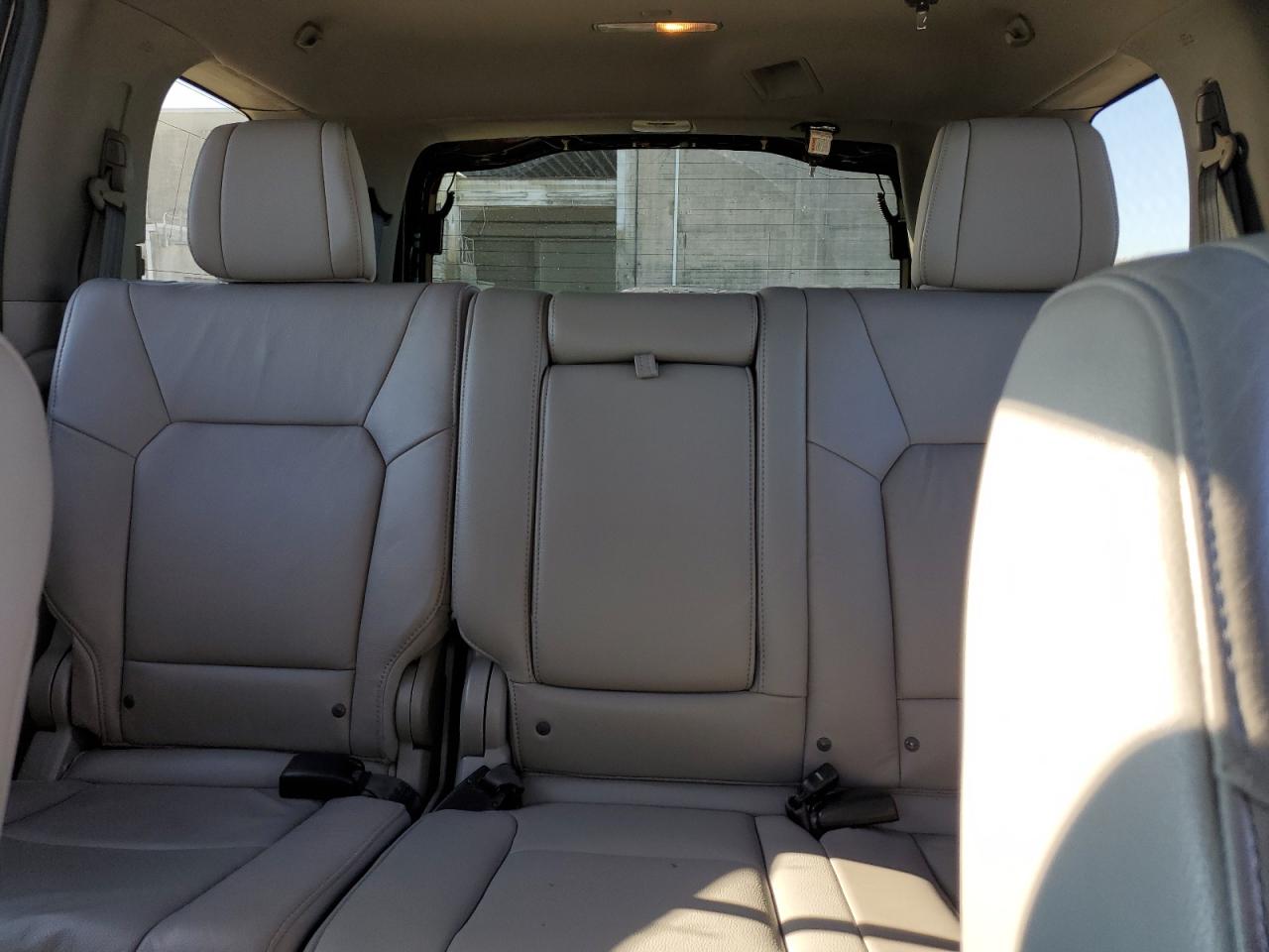 2012 Honda Pilot - Image 10