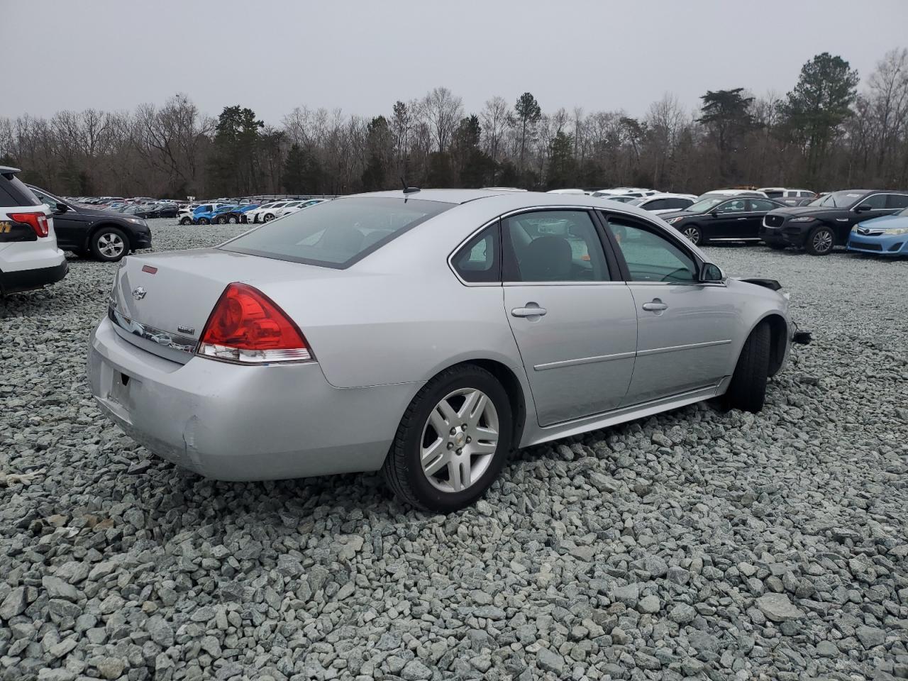 2011 Chevrolet Impala - Image 3