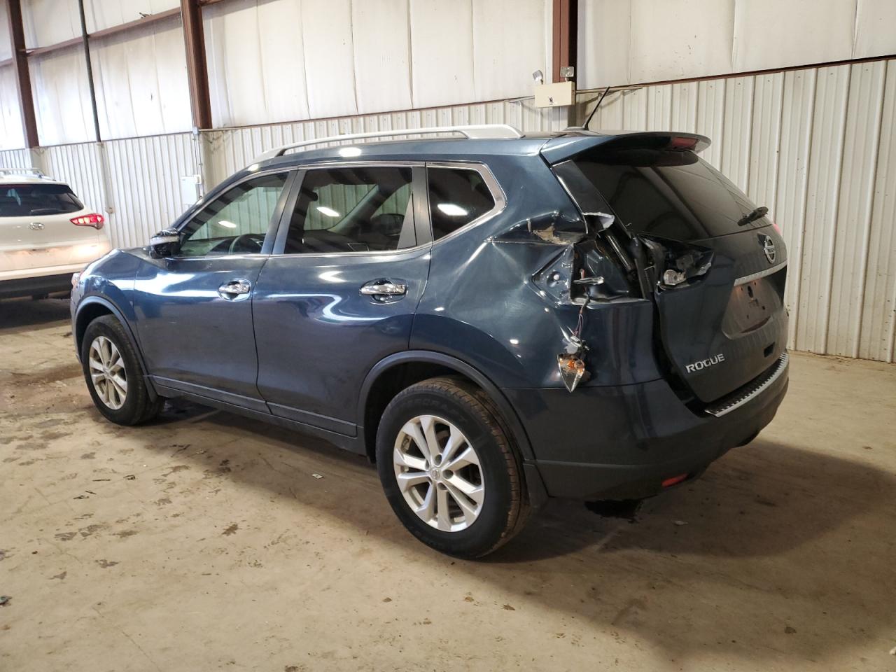 2015 Nissan Rogue - Image 2