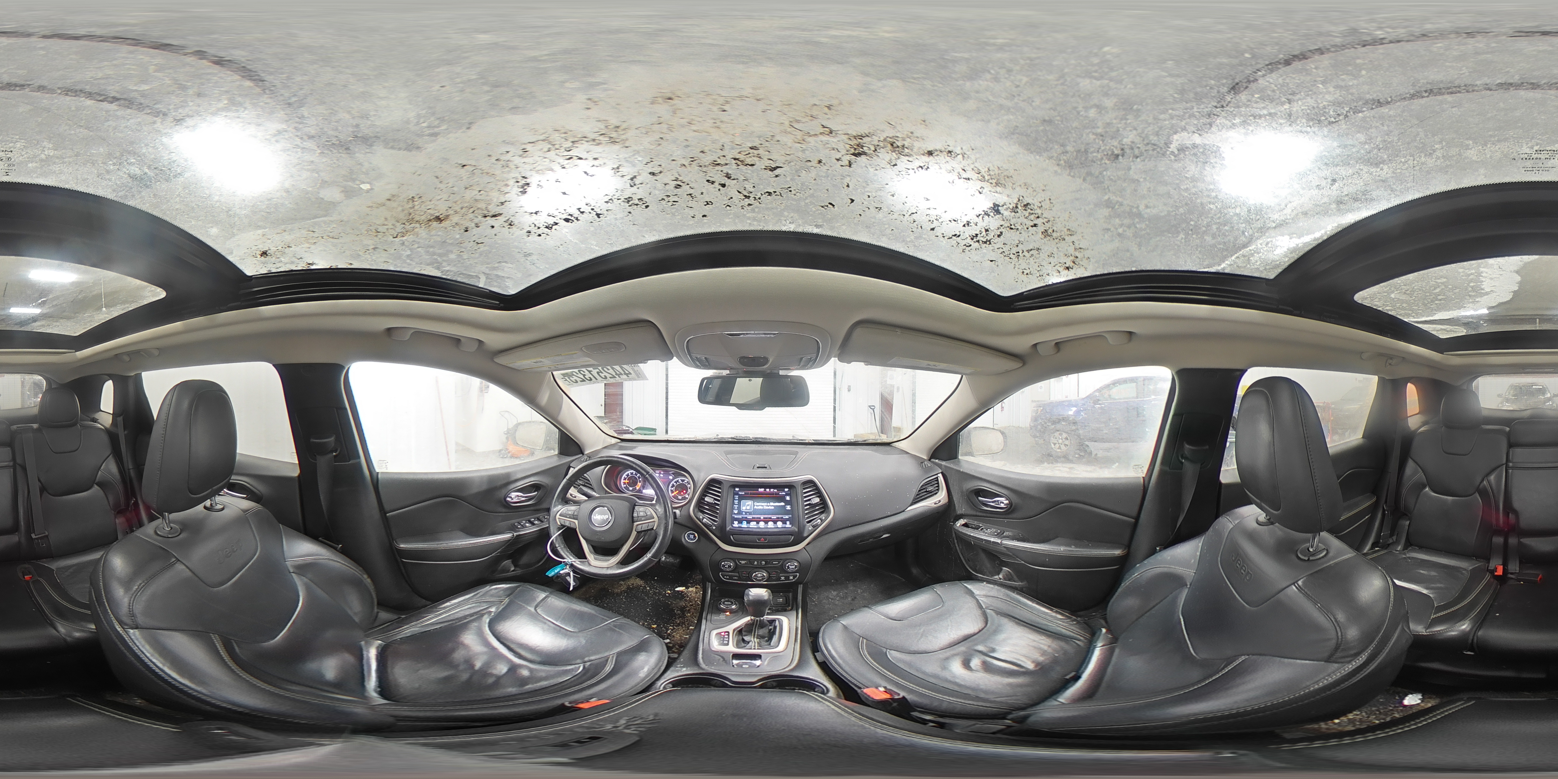2015 Jeep Grand Cherokee - Image 13