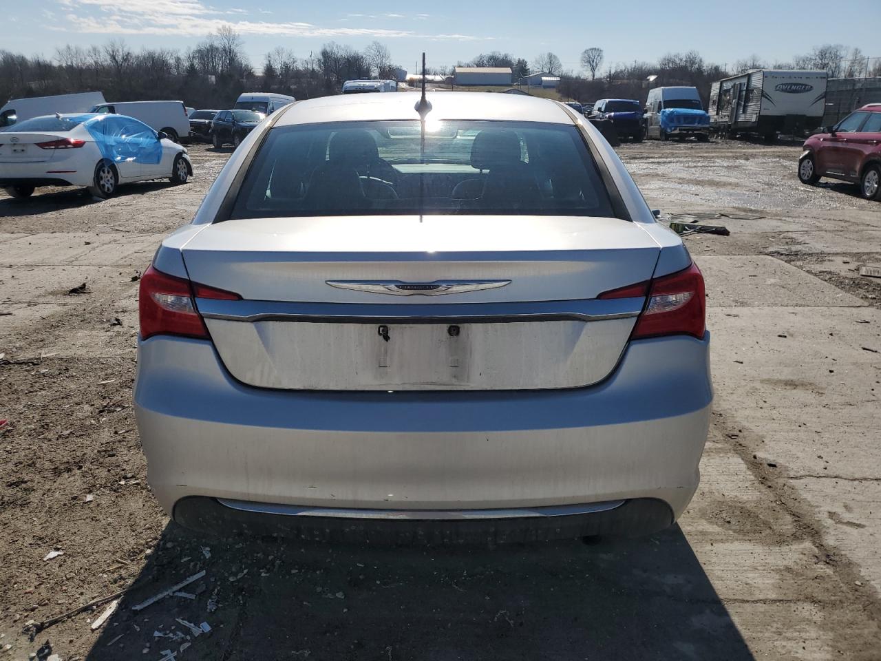 2012 Chrysler 200 - Image 6
