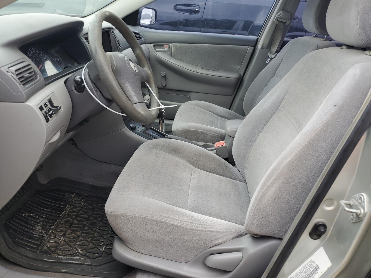 2004 Toyota Corolla - Image 7