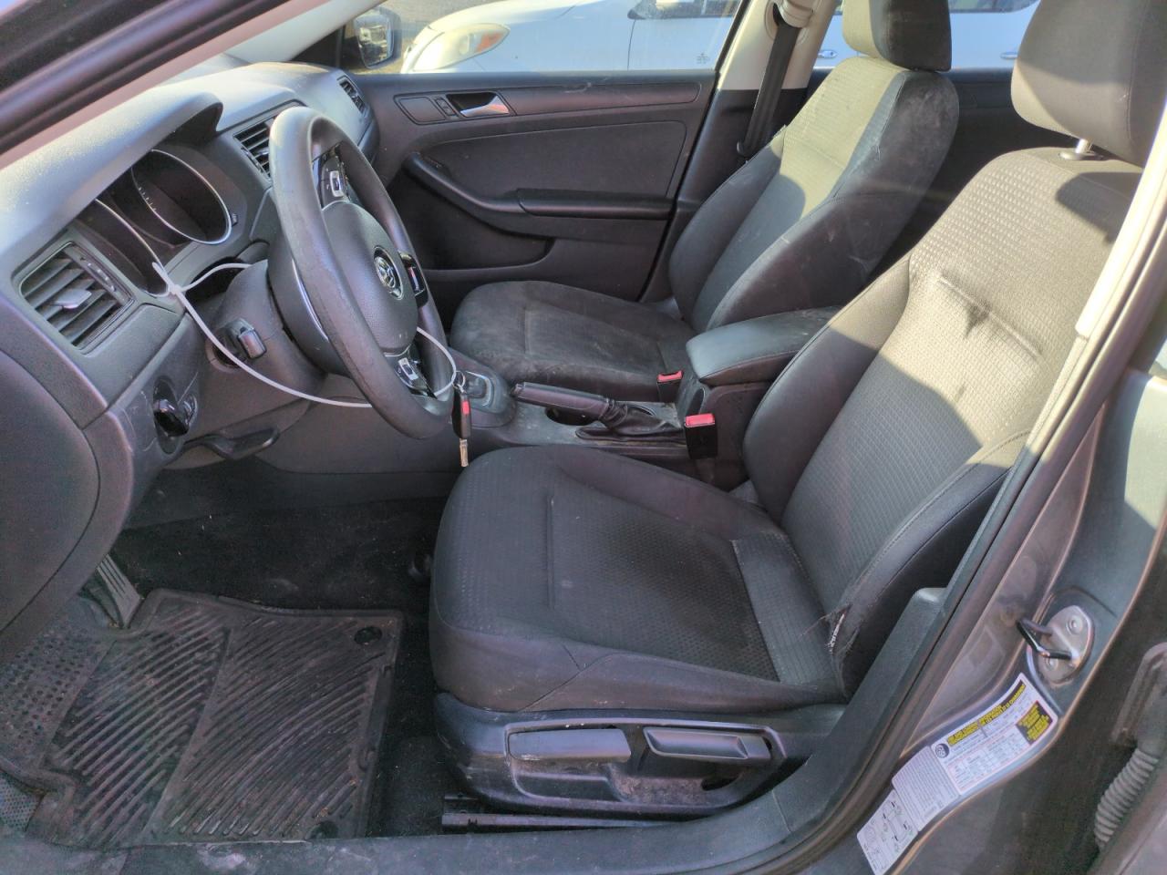 2015 Volkswagen Jetta - Image 7
