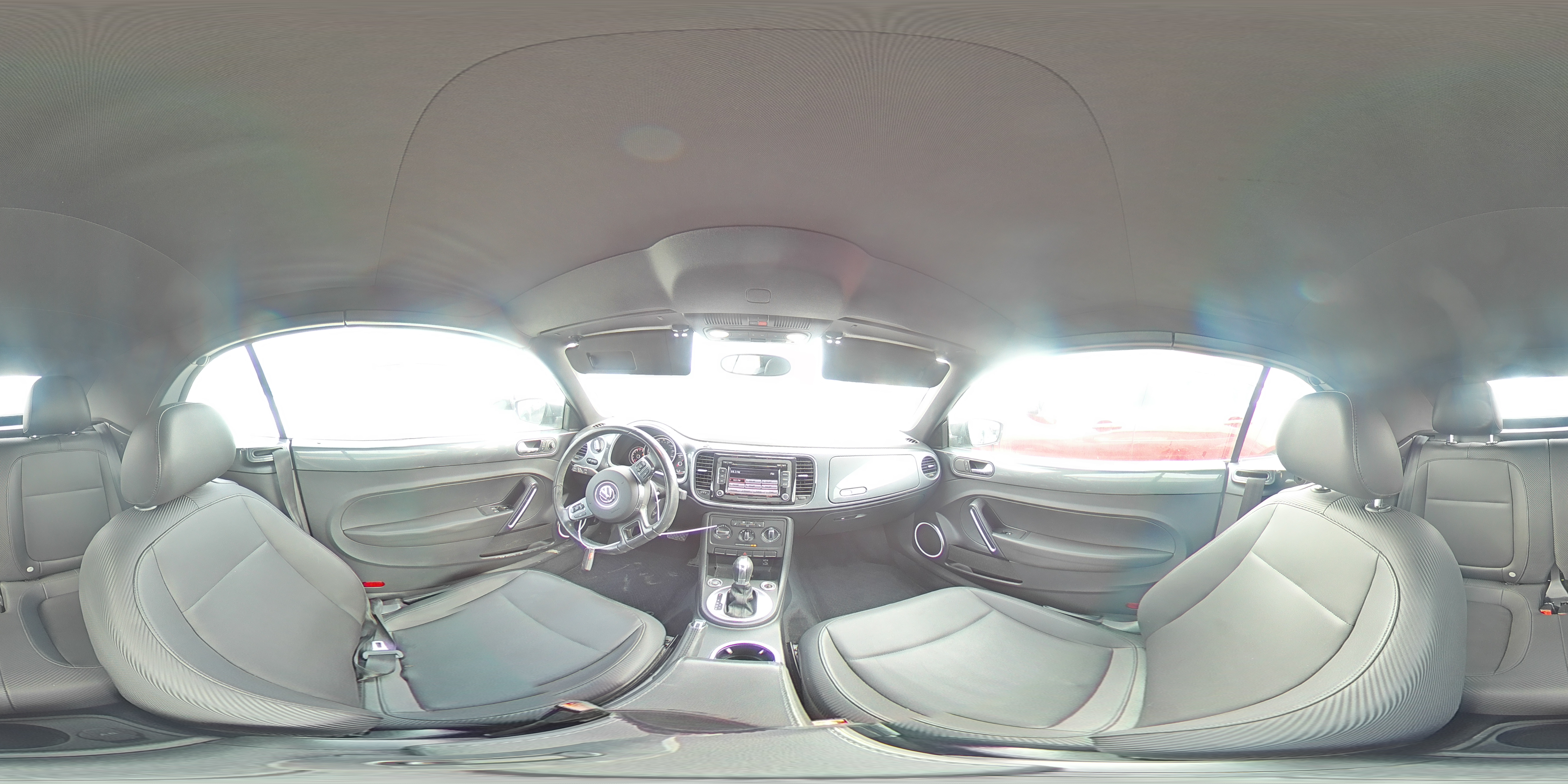 2015 Volkswagen Beetle - Image 13