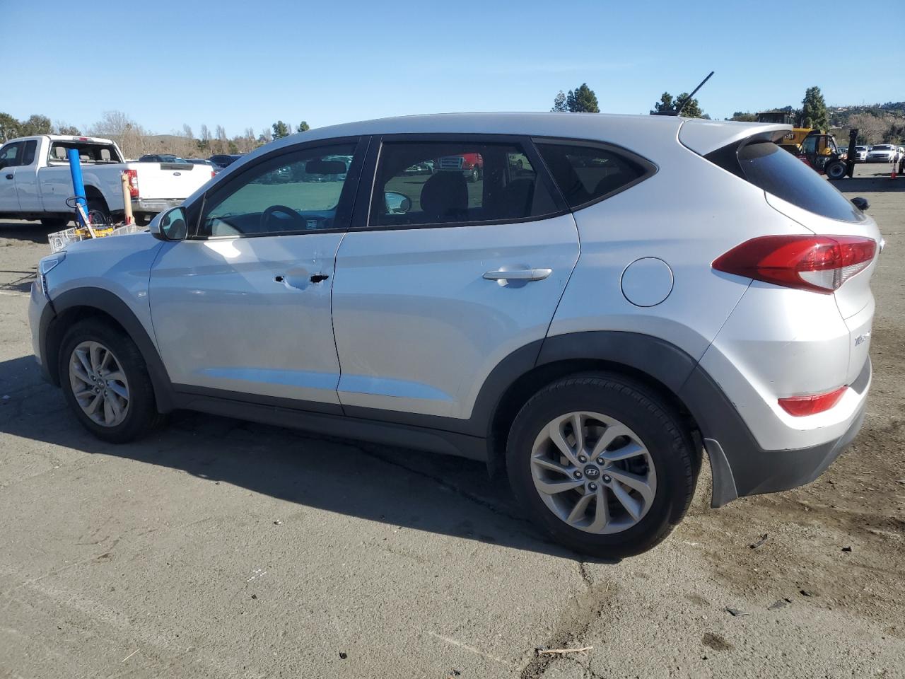 2016 Hyundai Tucson - Image 2