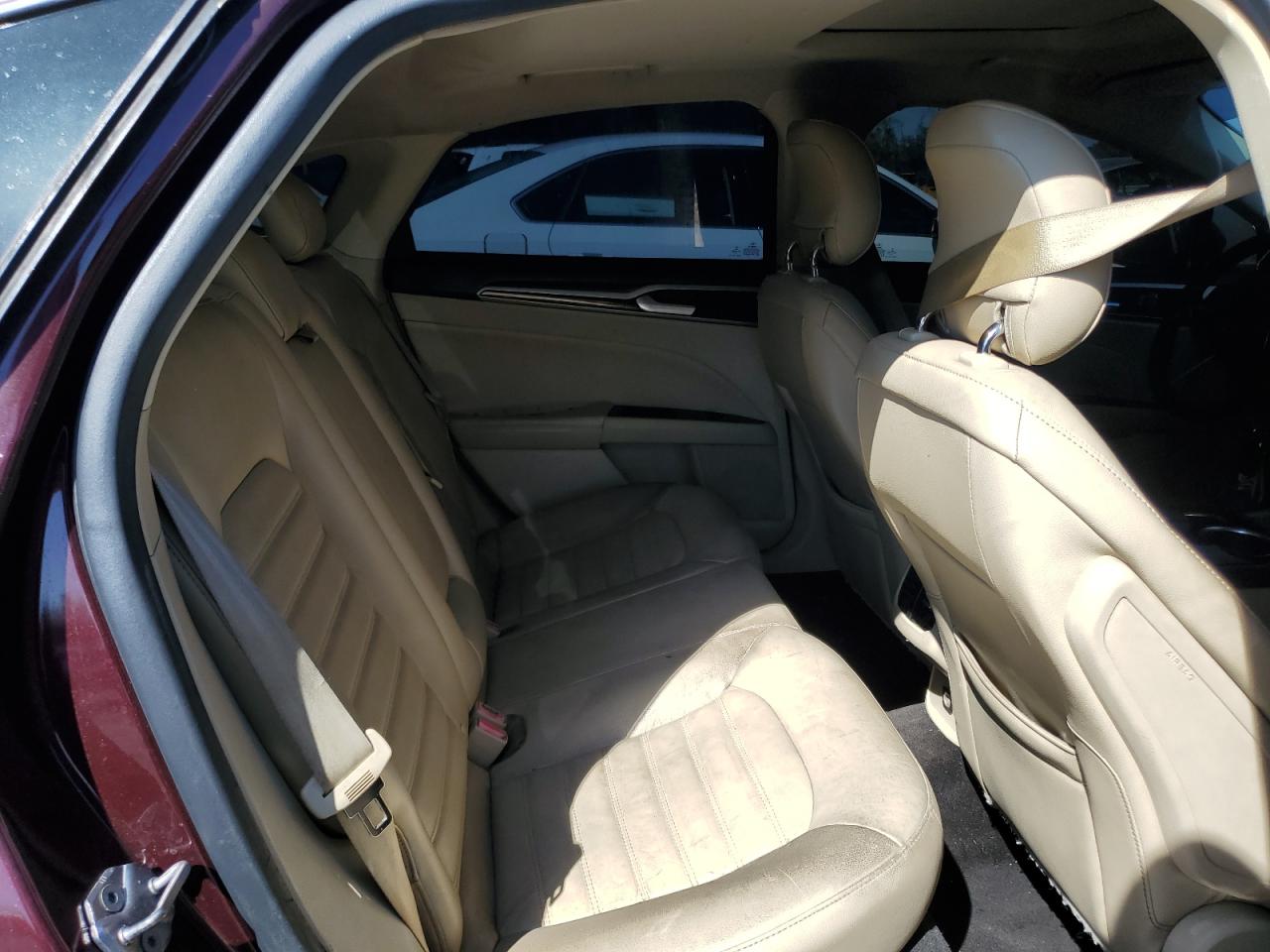 2013 Ford Fusion - Image 10