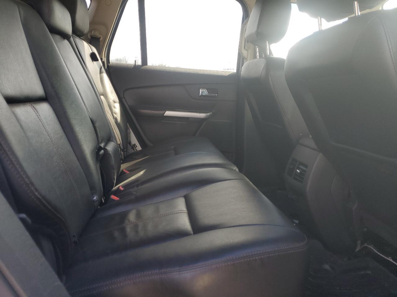 2014 Ford Edge - Image 10