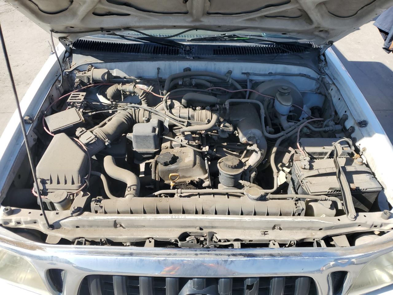 2003 Toyota Tacoma - Image 11