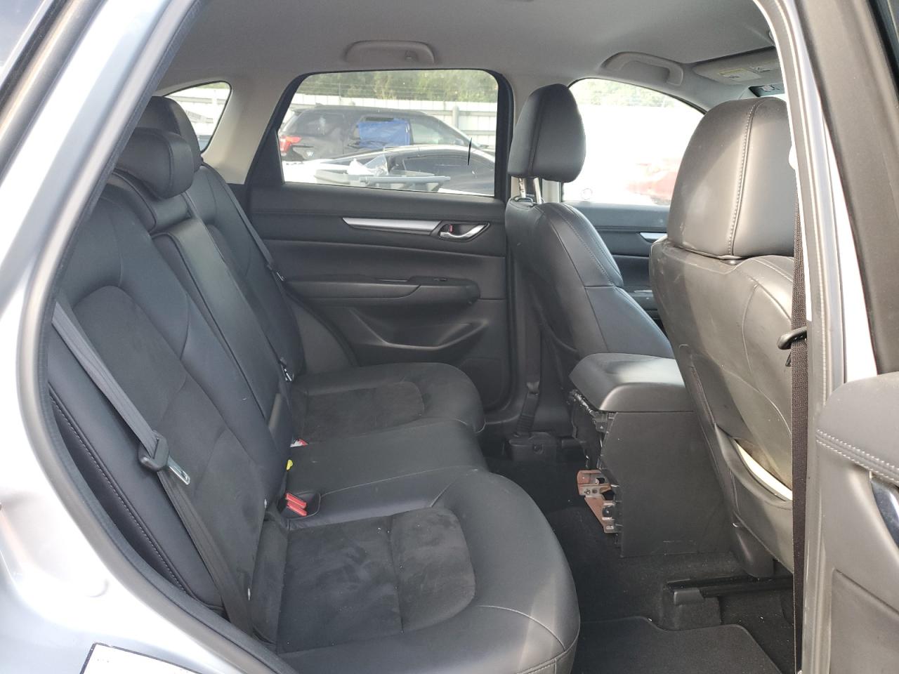 2021 Mazda CX-5 - Image 11
